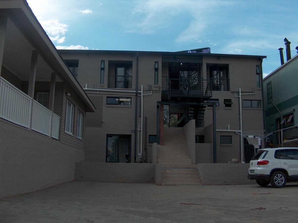 The Courtyard Guest House Clarens Extérieur photo