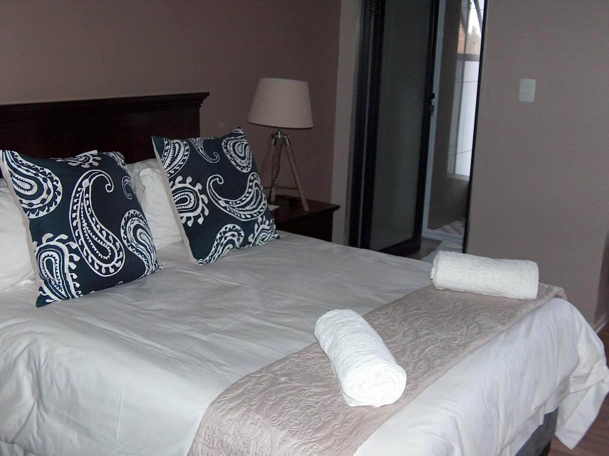 The Courtyard Guest House Clarens Extérieur photo